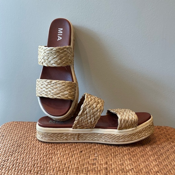 MIA Shoes - MIA Espadrille Woven Cami Slides Platform Sandals 9